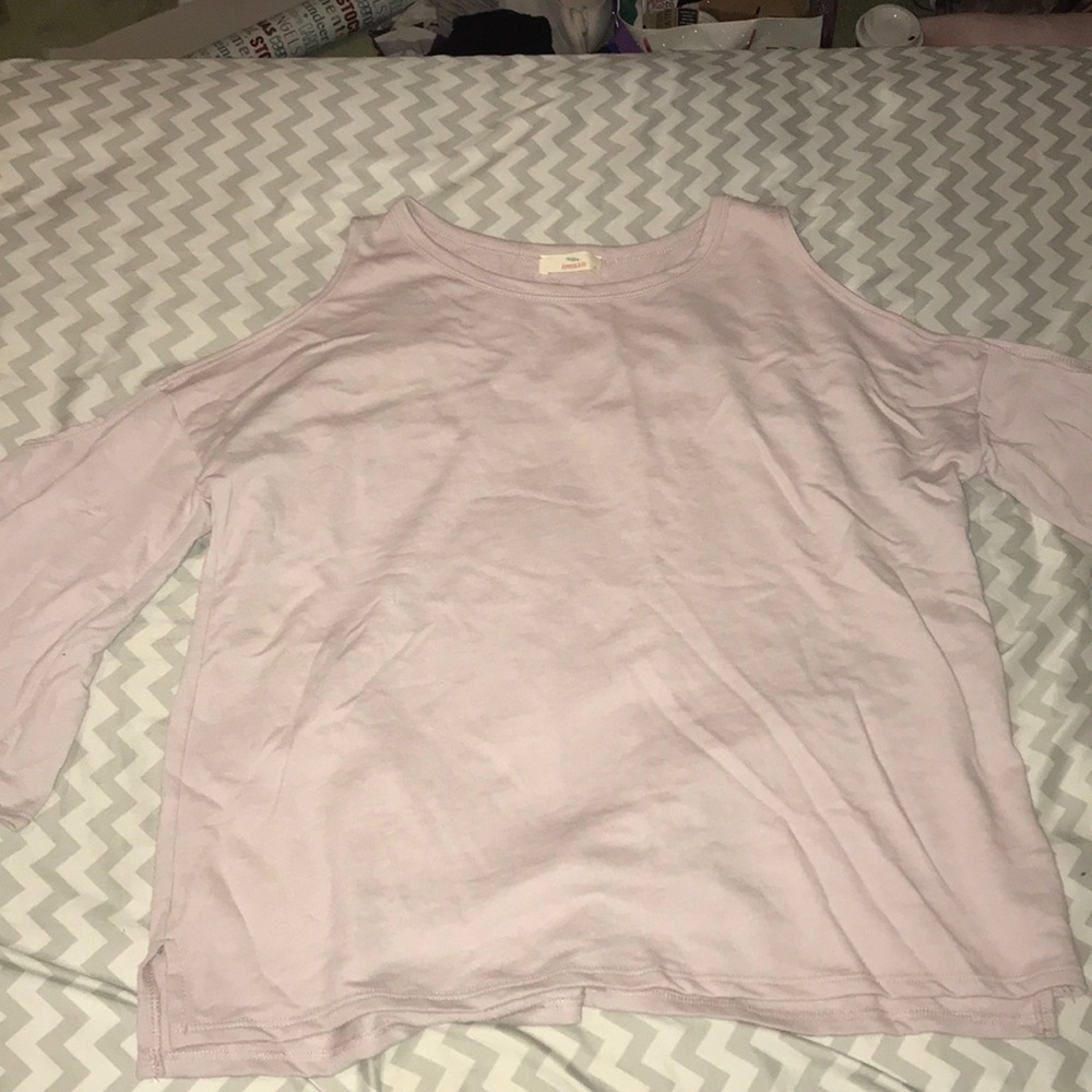 Open shoulder sweatshirt